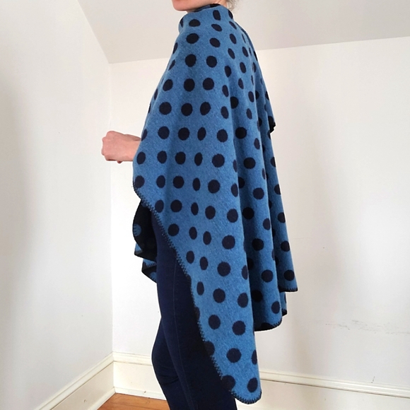 VINTAGE - Polka dot poncho - Picture 5 of 16